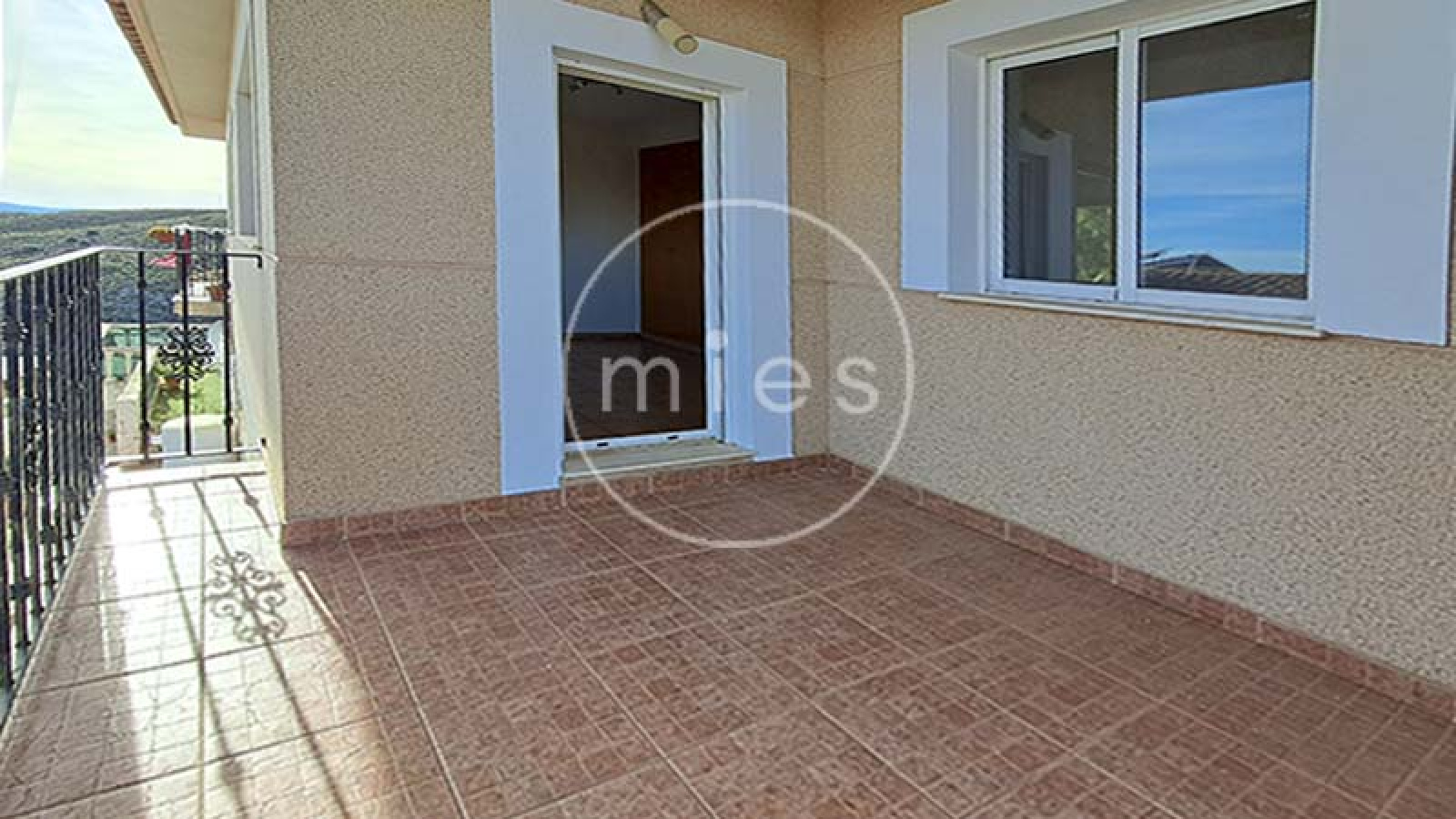 mies inmobiliaria vende chalet calicanto chiva oportunidad