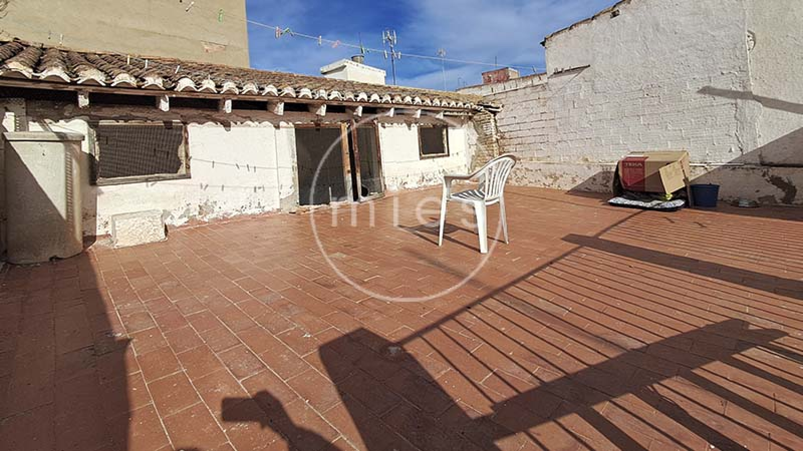 MIES Inmobiliaria, inmobiliaria líder en Torrent, venta de casas en Torrent, planta baja casa de pueblo Torrent, casa con patio y terraza Torrent, comprar vivienda en La Ermita Torrent, agencia inmobiliaria en Torrent, casas tradicionales Torrent, hogares con encanto en Valencia