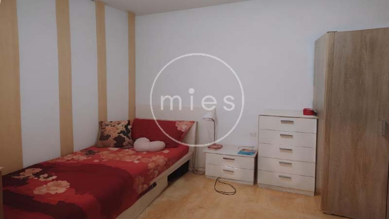 MIES Inmobiliaria, inmobiliaria líder en Torrent, venta de casas en Torrent, planta baja casa de pueblo Torrent, casa con patio y terraza Torrent, comprar vivienda en La Ermita Torrent, agencia inmobiliaria en Torrent, casas tradicionales Torrent, hogares con encanto en Valencia