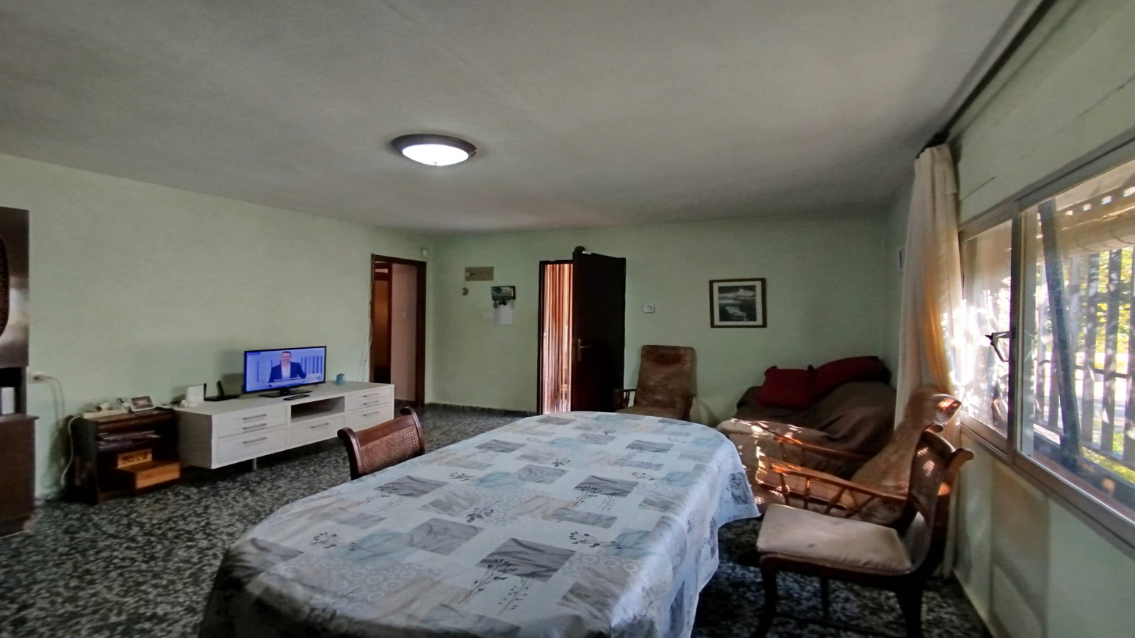 chalet en Torrent, venta chalet Torrent, villa con piscina Torrent, chalet con garaje Torrent, casa con parcela grande Torrent, chalet en Partida Casa Blanca, chalet con piscina Valencia, MIES Inmobiliaria, propiedad en Torrent, casa en Montserrat