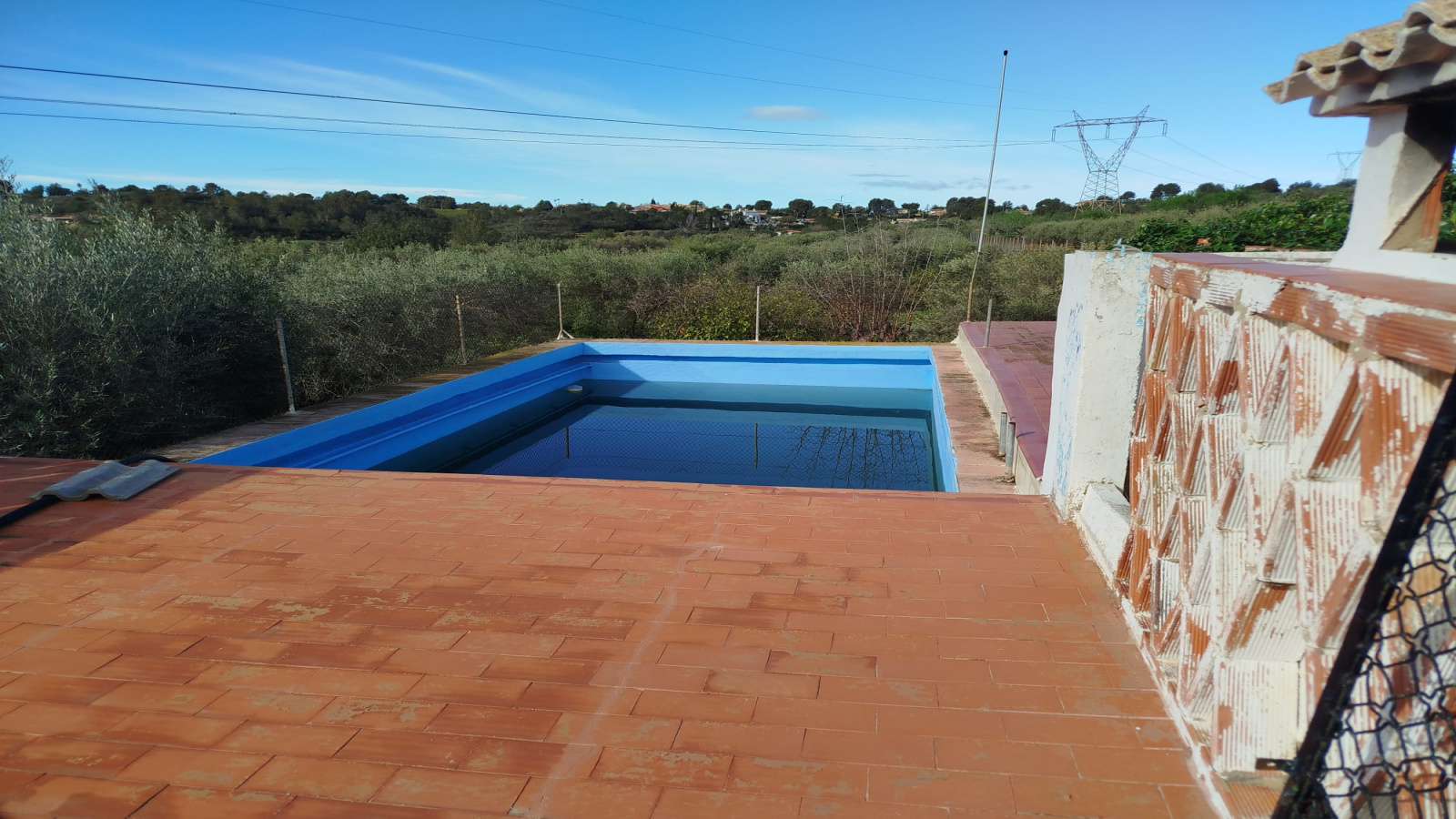 chalet en Torrent, venta chalet Torrent, villa con piscina Torrent, chalet con garaje Torrent, casa con parcela grande Torrent, chalet en Partida Casa Blanca, chalet con piscina Valencia, MIES Inmobiliaria, propiedad en Torrent, casa en Montserrat