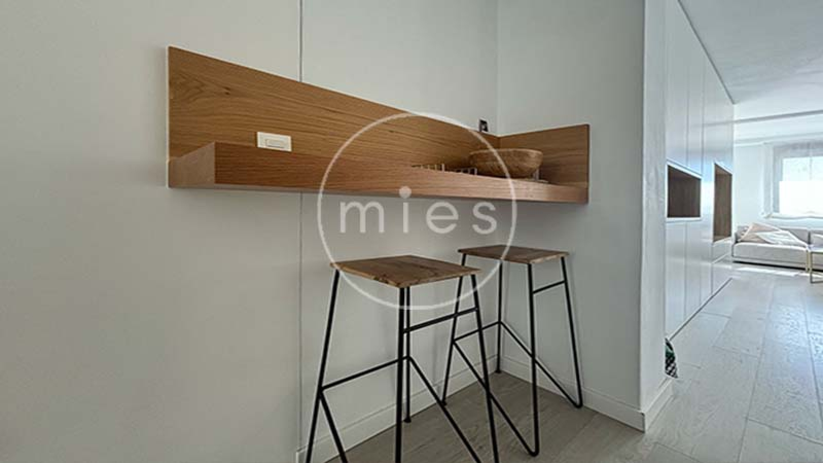 Minimalismo clásico, ático dúplex en Picanya, ático en Valencia, vivienda exclusiva Picanya, diseño minimalista, casa reformada Picanya, hogar luminoso Picanya, inmobiliaria en Picanya, vivienda cerca de Valencia, atico con terrazas, Mies Gestión Inmobiliaria  
