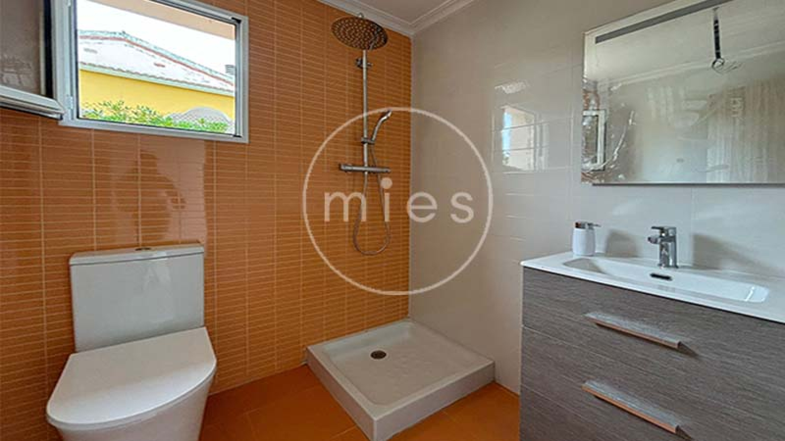 chalet nuevo urbano con piscina valencia mies inmobiliaria