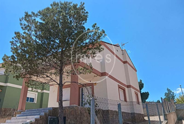 chalet nuevo urbano con piscina valencia mies inmobiliaria
