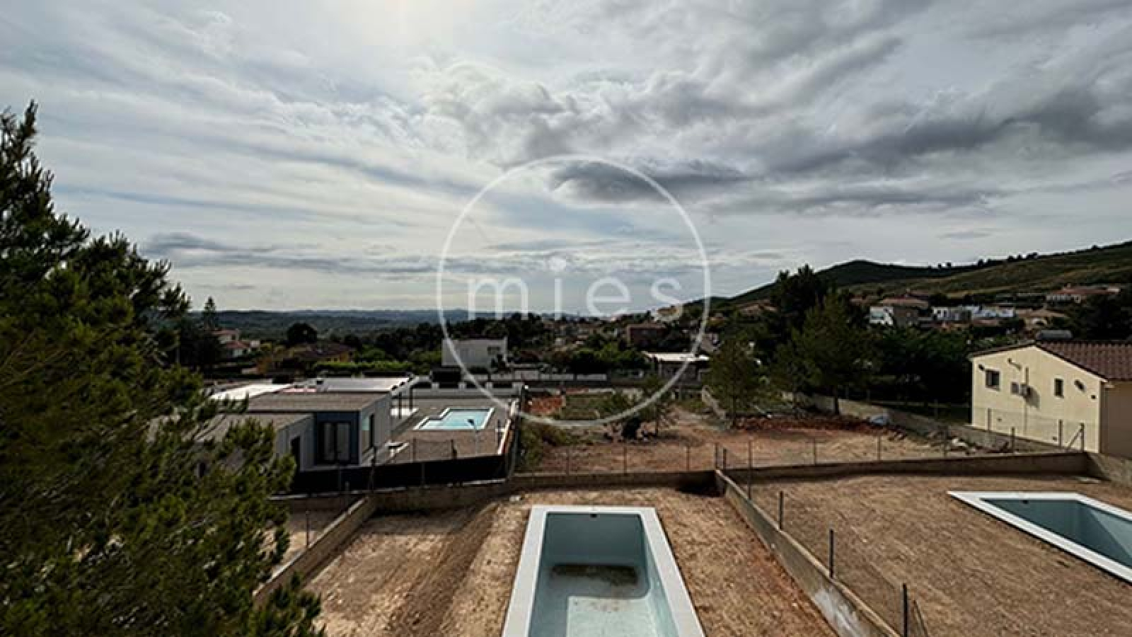 chalet nuevo urbano con piscina valencia mies inmobiliaria