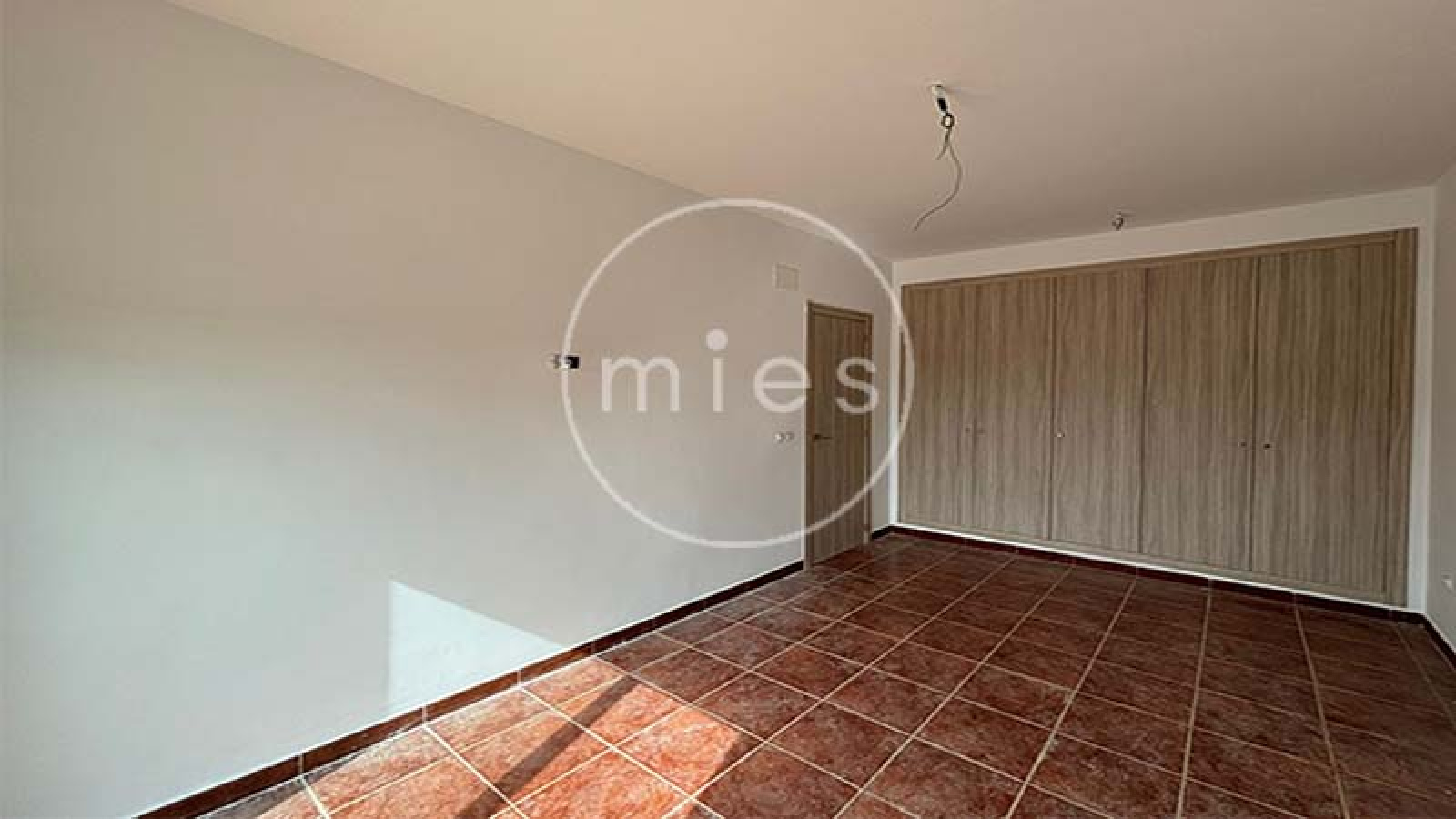chalet nuevo urbano con piscina valencia mies inmobiliaria