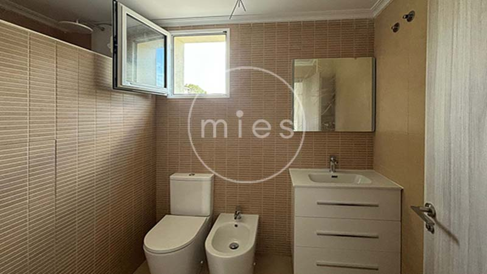 chalet nuevo urbano con piscina valencia mies inmobiliaria