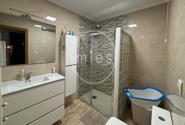 mies inmobiliaria vende chalet urbano altury con piscina