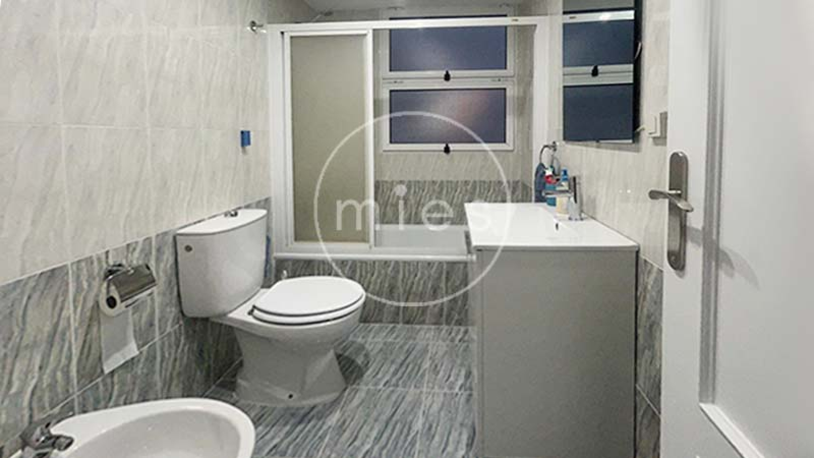 mies inmobiliaria vende piso en torrent