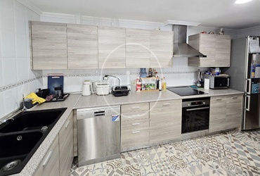 Mies inmobiliaria vende piso torrent hort de trenor torrent