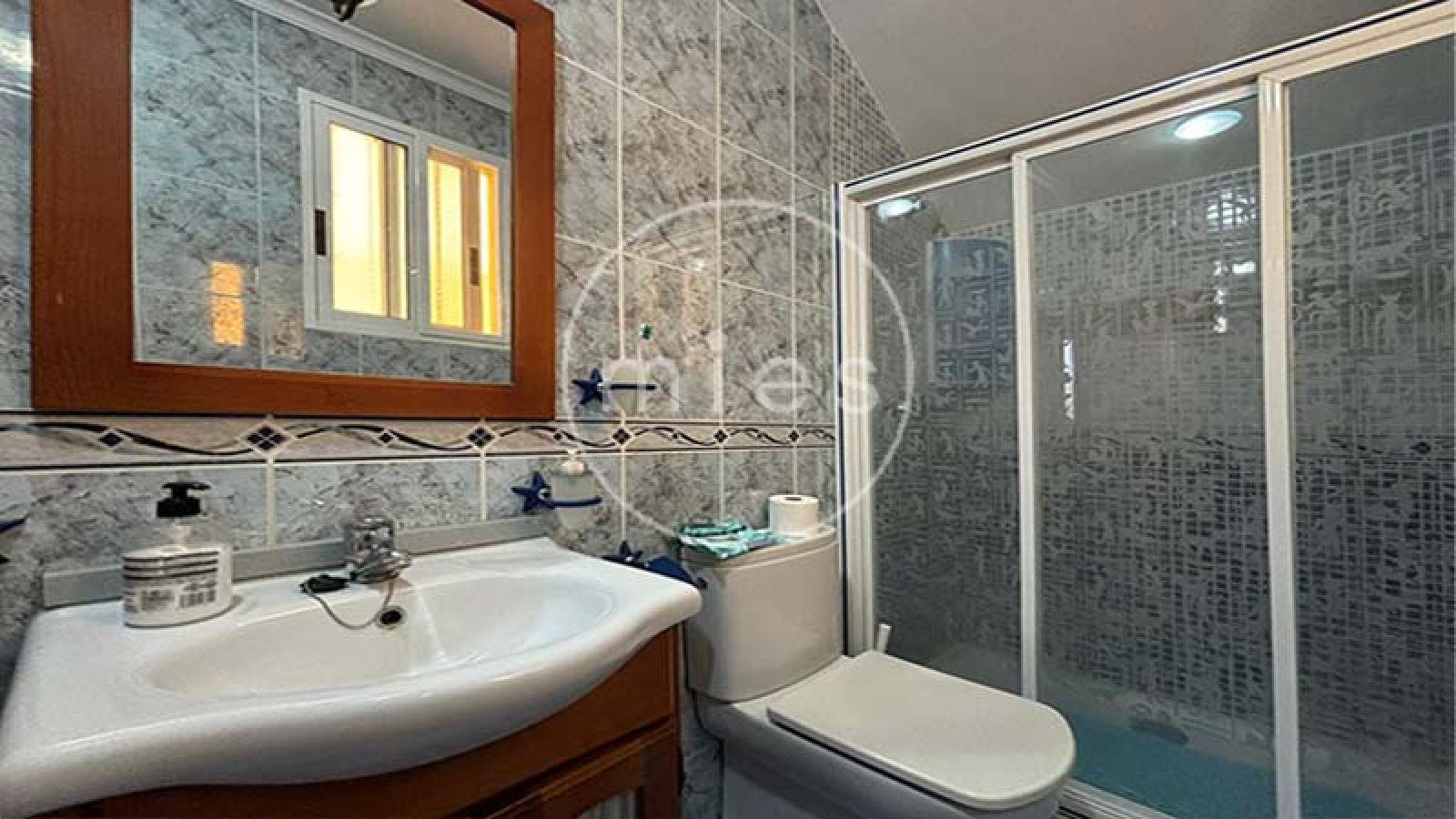 MIES INMOBILIARIA VENDE PISO CHALET MONTROY URBANIZACIÓN BALCÓN PISCINA URBANO