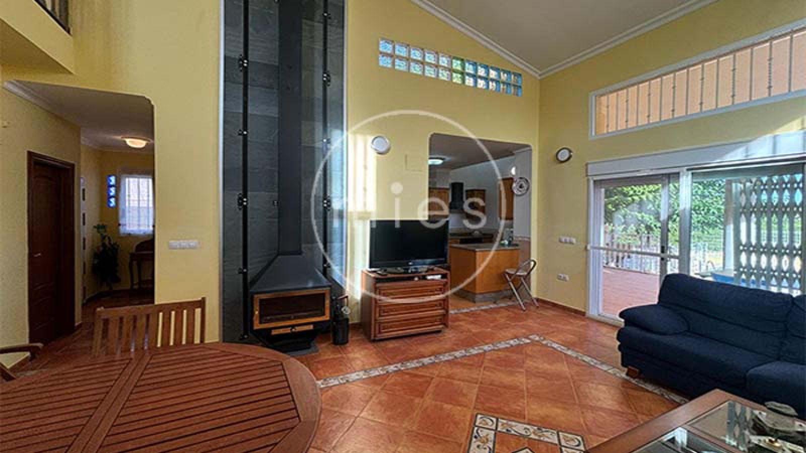 MIES INMOBILIARIA VENDE PISO CHALET MONTROY URBANIZACIÓN BALCÓN PISCINA URBANO