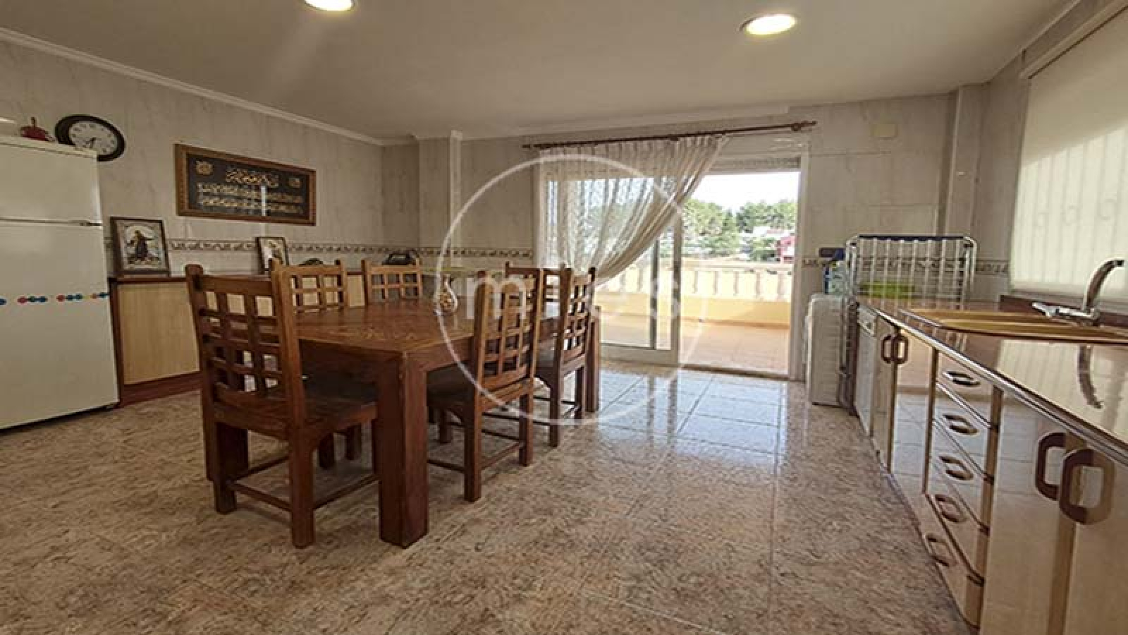mies inmobiliaria vende chalet en altury turis independiente piscina
