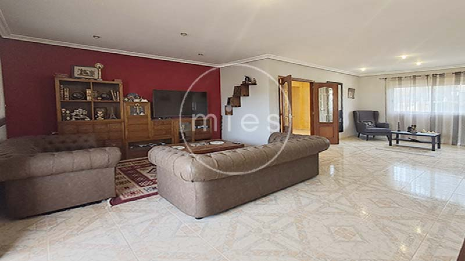 mies inmobiliaria vende chalet en altury turis independiente piscina