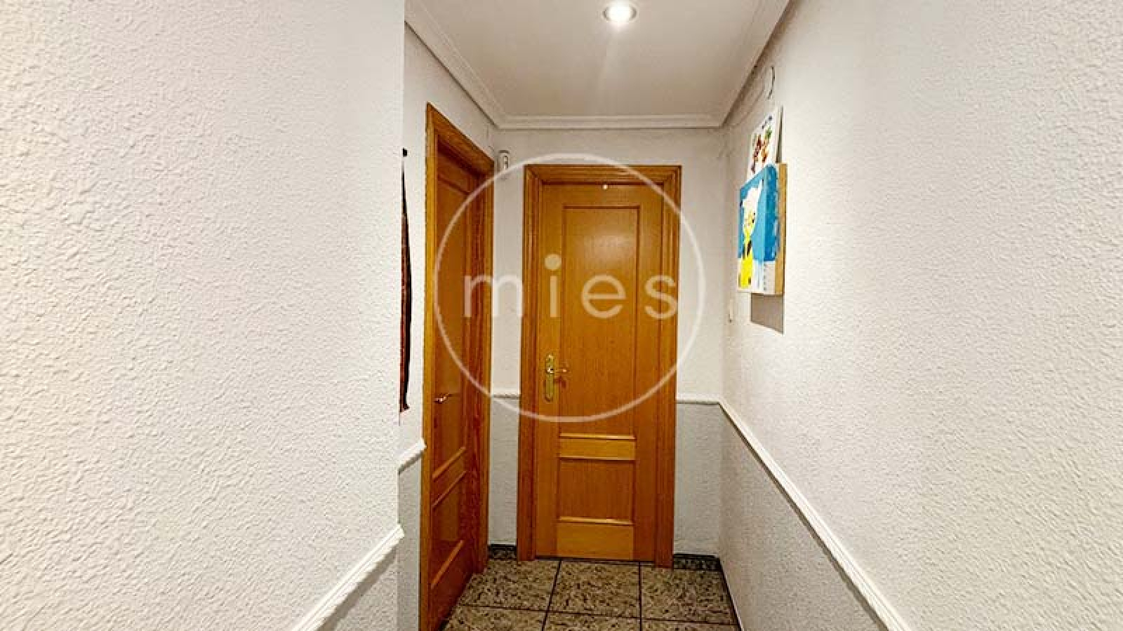 mies inmobiliaria vende piso en torrent metro estación