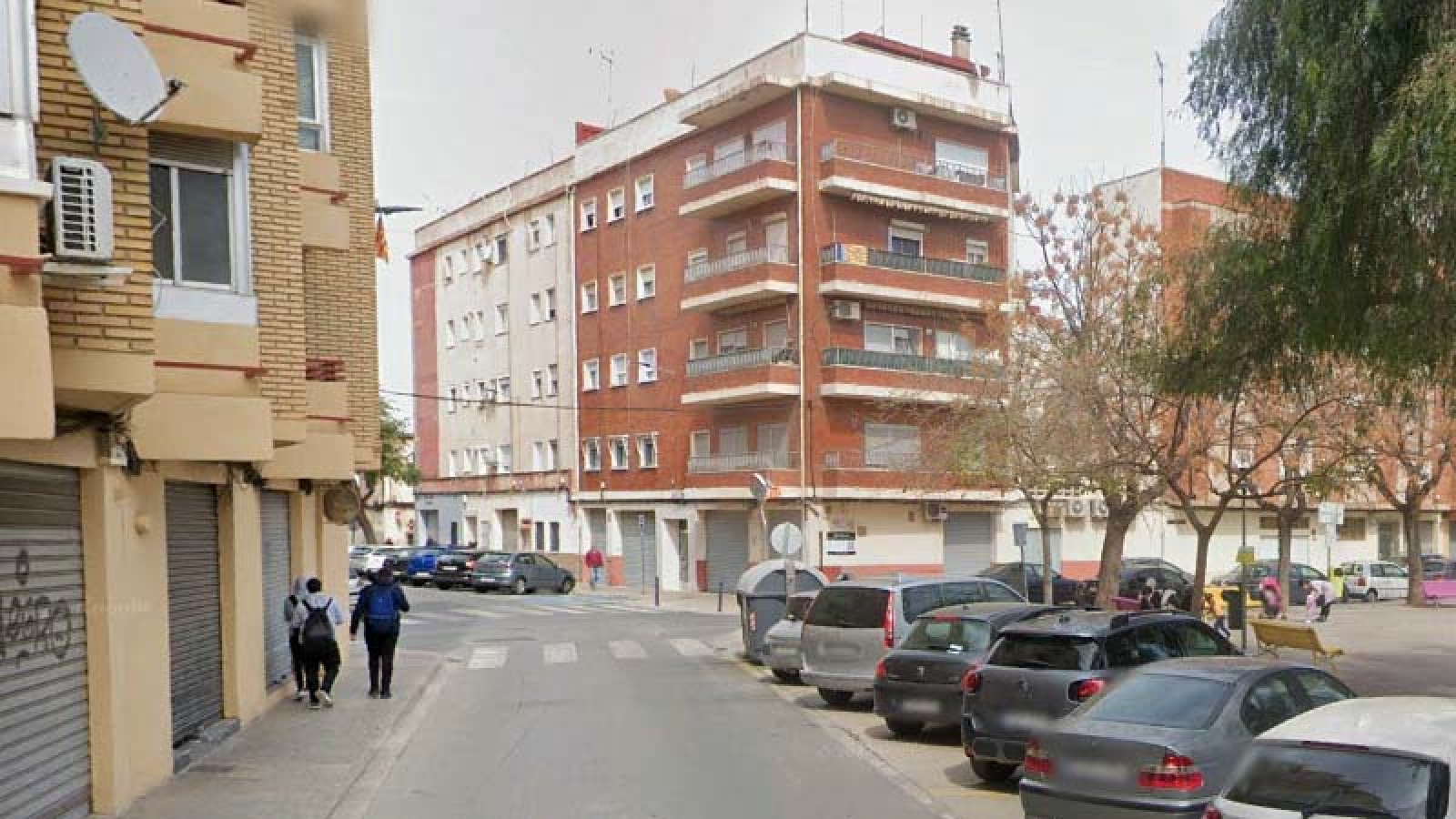 mies inmobiliaria vende piso en torrent metro estación