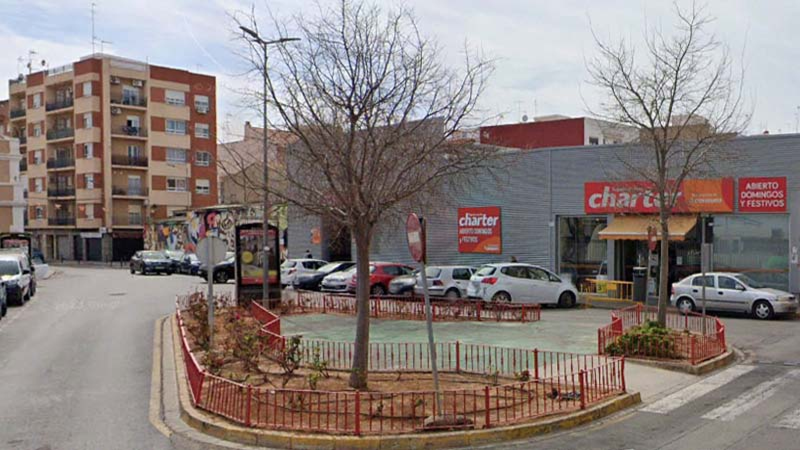 mies inmobiliaria vende piso en torrent metro estación