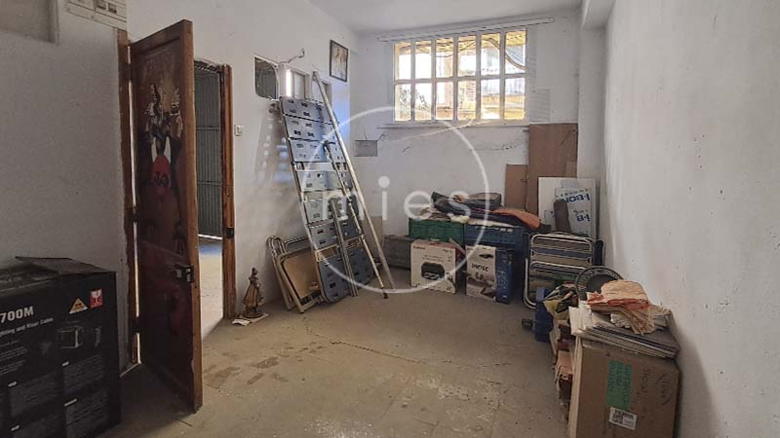 mies inmobiliaria, local planta baja, local esquinero, cambio de uso a vivienda, local para convertir en vivienda, inversión inmobiliaria, bajo a pie de calle, local reformar, oportunidad inmobiliaria, locales con potencial, comprar local para vivienda