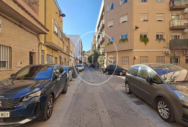 mies inmobiliaria torrent vende piso local