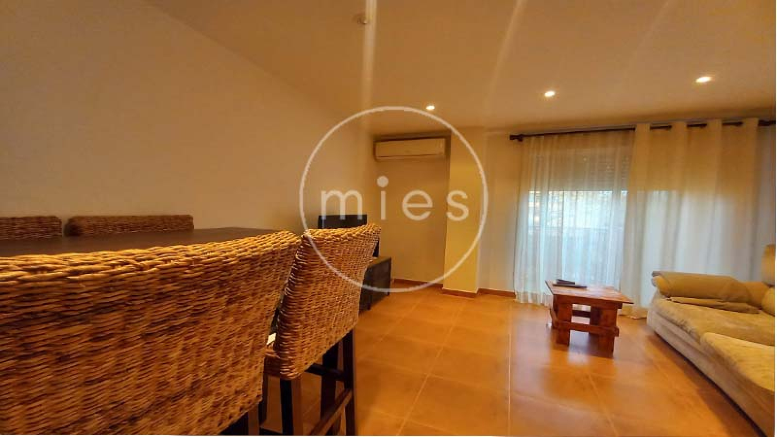 Mies Inmobiliaria, inmobiliaria Picanya, piso en venta Picanya, piso reformado Picanya, piso con ascensor Picanya, vivienda en venta Picanya, comprar piso Picanya, piso cerca metro Picanya, piso cerca Valencia, vivienda reformada Valencia, piso luminoso Picanya, piso con balcón Picanya, piso dos habitaciones Picanya, inmobiliaria Valencia, inmobiliaria Horta Sud, piso reformado con ascensor, vivienda cerca del metro, piso para invertir en Picanya, comprar vivienda en Picanya, pisos en venta Valencia, Mies Gestión Inmobiliaria, vivienda en exclusiva Picanya, piso disponible octubre, oportunidad inmobiliaria Picanya, vivienda bien comunicada Valencia, piso a 10 minutos de Valencia, vivienda junto al metro Picanya, piso reformado listo para entrar a vivir, inmobiliaria especializada en Picanya, venta de pisos en Picanya.