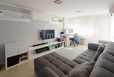 Mies Inmobiliaria, Mies Gestión Inmobiliaria, piso en venta San Isidro Valencia, piso reformado Valencia, piso con ascensor Valencia, vivienda San Isidro, comprar piso San Isidro, piso 3 habitaciones Valencia, piso con balcón Valencia, piso luminoso Valencia, vivienda reformada Valencia, piso junto al metro Valencia, piso cerca V30, vivienda lista para entrar a vivir, inmobiliaria Valencia, piso con calefacción Valencia, piso con aire acondicionado Valencia, piso 100 metros Valencia, vivienda familiar Valencia, piso cerca transporte público Valencia, comprar vivienda Valencia, oportunidad inmobiliaria Valencia, piso séptima planta Valencia, piso con baño en suite Valencia, vivienda cerca hospitales Valencia, piso cerca colegios Valencia, piso cerca supermercados Valencia, inmueble reformado San Isidro, venta de pisos Valencia, inmobiliaria San Isidro Valencia.