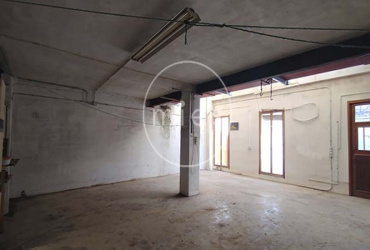 Mies Inmobiliaria, Mies Gestión Inmobiliaria, parcela urbana Montserrat, solar urbano Montserrat, terreno urbano en venta Montserrat, construir vivienda Montserrat, parcela para casa Montserrat, almacén en venta Montserrat, nave en venta Montserrat, terreno urbano Valencia, solar urbano Valencia, parcela edificable Montserrat, inversión inmobiliaria Montserrat, almacén con parcela Valencia, terreno para construir vivienda Valencia, almacén para materiales Montserrat, parcela con construcción Montserrat, inmueble para reformar Montserrat, oportunidad inmobiliaria Montserrat, venta de terrenos urbanos Valencia, parcela urbana con almacén, solar para vivienda unifamiliar Montserrat, terreno urbanizable Montserrat, almacén con luz y agua Valencia.