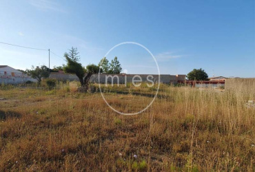 parcela urbana Montserrat, terreno urbano Montserrat, parcela cerca de La Rabassa, terreno en venta Montserrat, Mies Inmobiliaria, parcela con caseta Valencia, terreno con piscina Montserrat, parcela urbana 1352 m², construir vivienda Montserrat, parcela vallada Montserrat, caseta en parcela urbana, terreno urbanización Montserrat, inversión inmobiliaria Montserrat, parcela para reformar Valencia, terreno urbano Valencia.